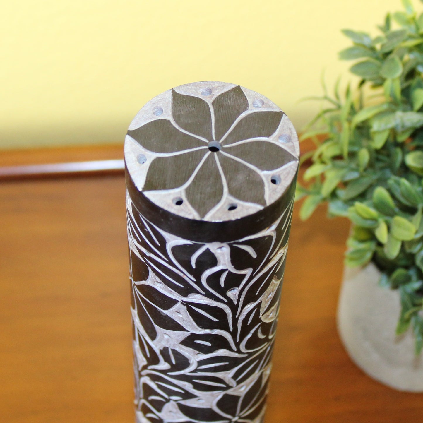 Midnight Bloom – Hand-Carved Soapstone Incense Tower