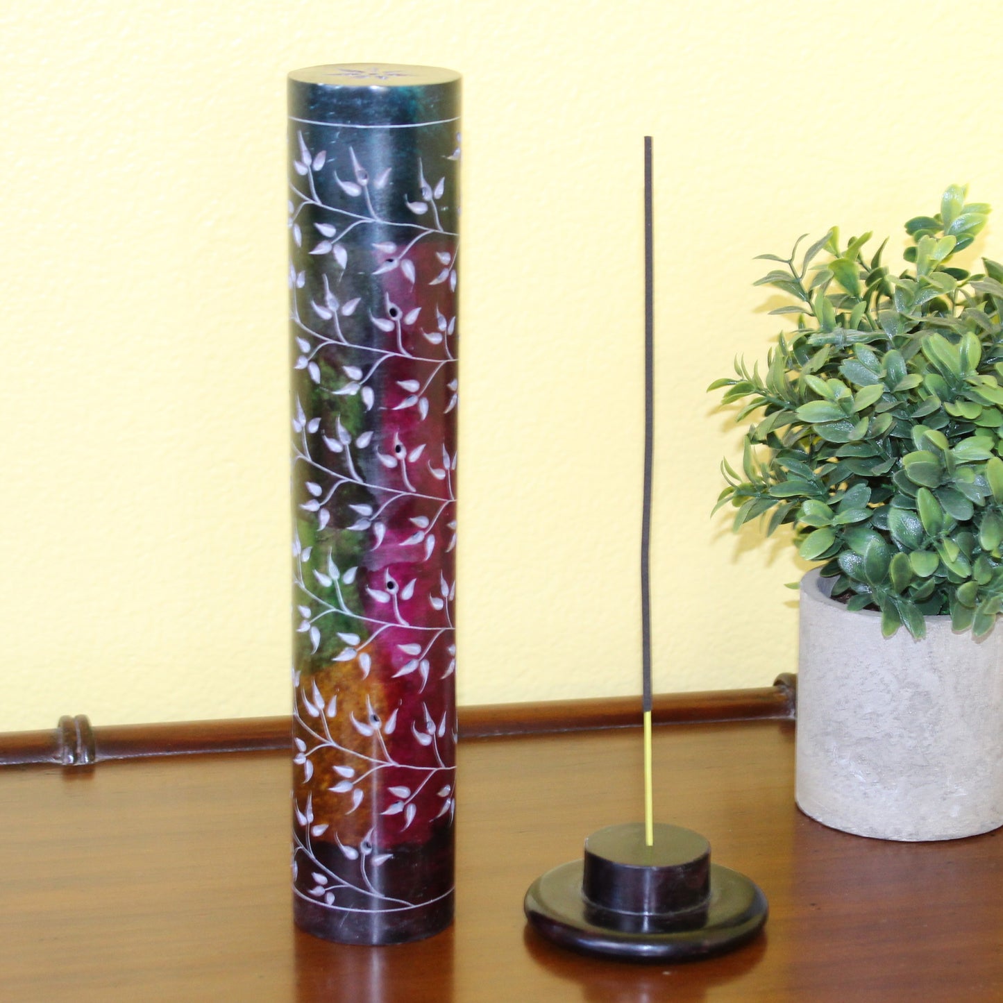 Aurora Vines – Hand-Carved Soapstone Incense Tower
