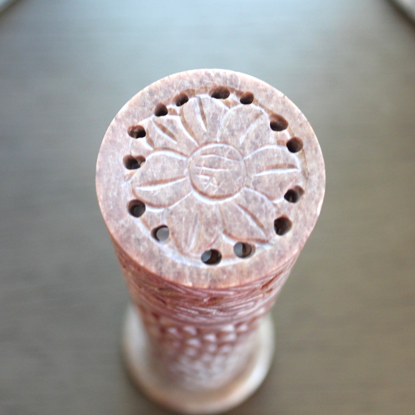 Desert Lattice – Hand-Carved Soapstone Incense Tower