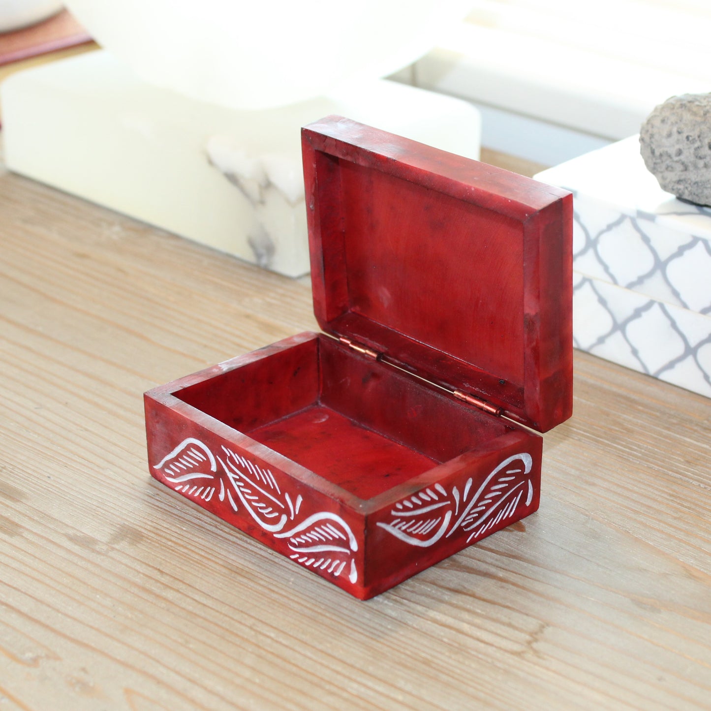 Mini Bloom Hand-Carved Soapstone Box – Black or Red Finish