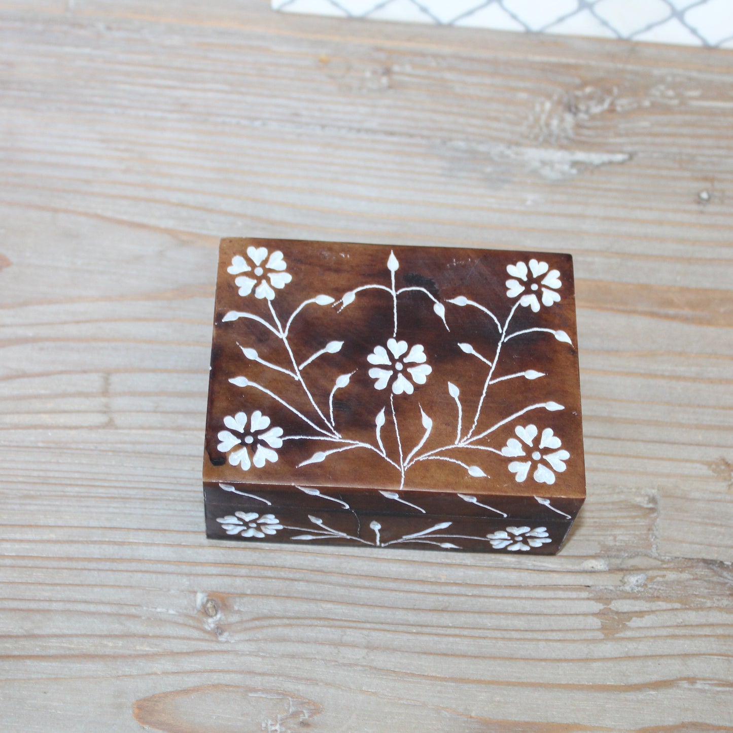 Daisy Vine Hand-Carved Soapstone Box