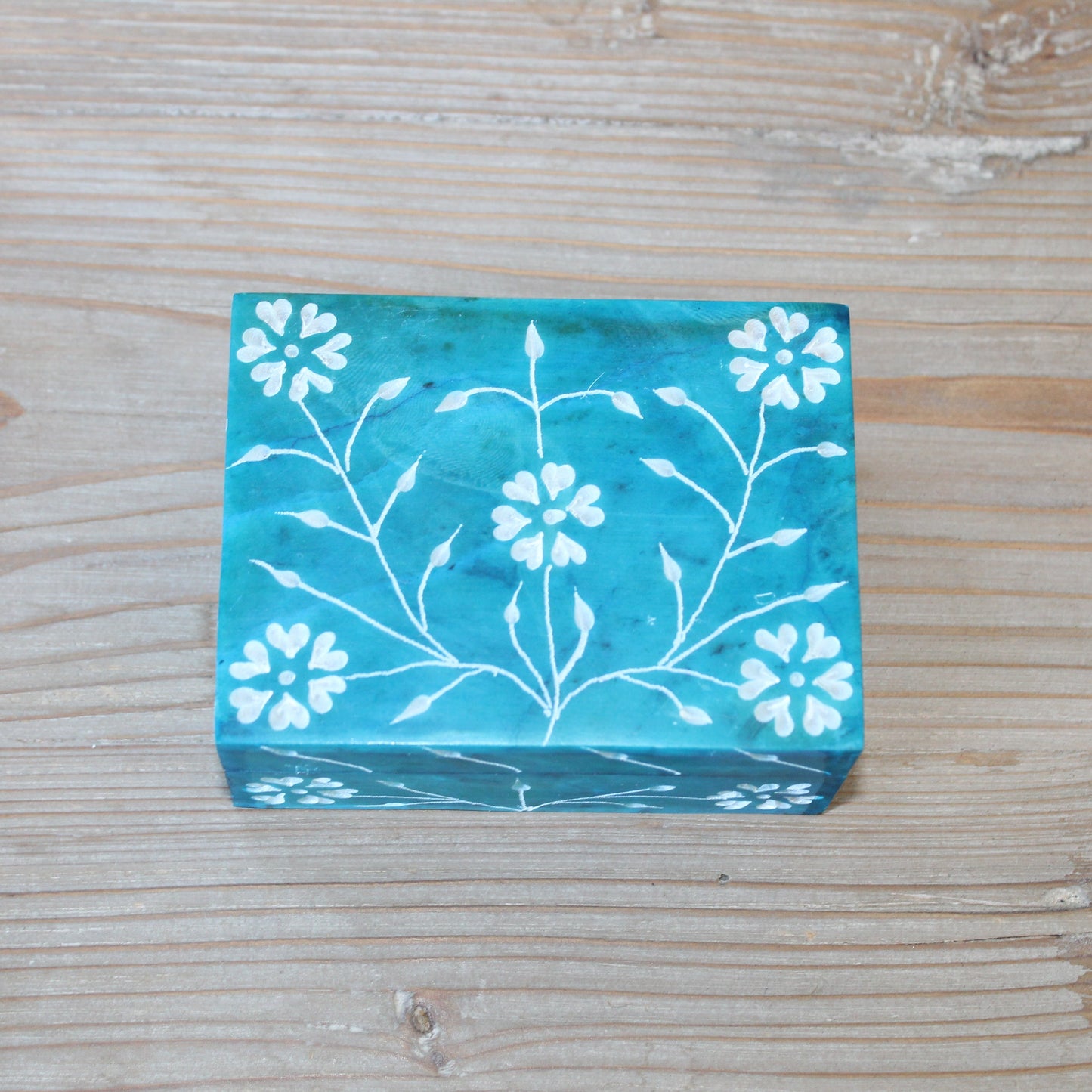 Daisy Vine Hand-Carved Soapstone Box