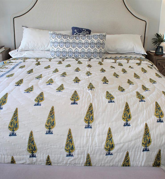 Cotton Quilt With Floral Motifs - Little Elephant