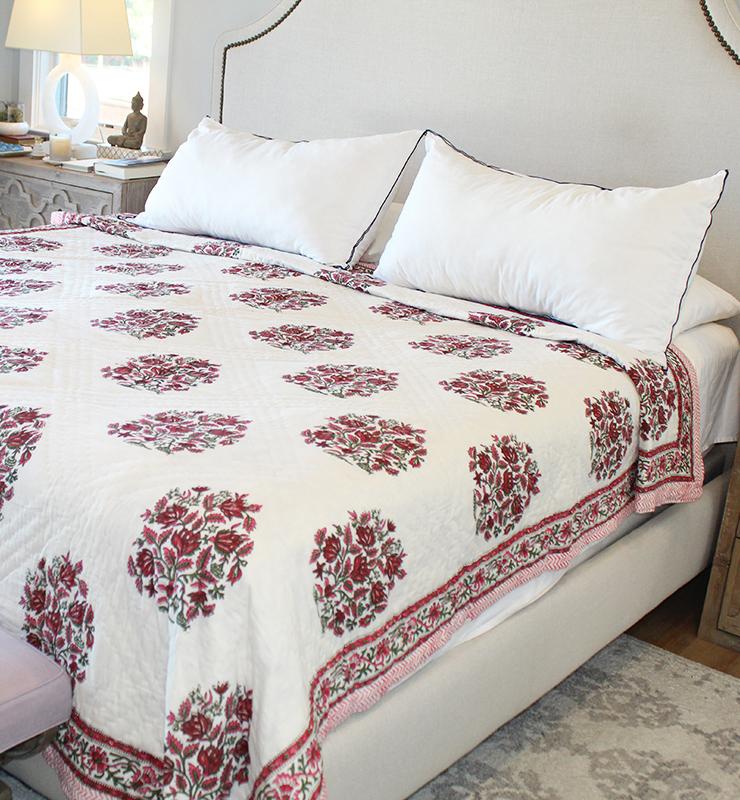 Cotton Quilt With Bold Motifs - Little Elephant