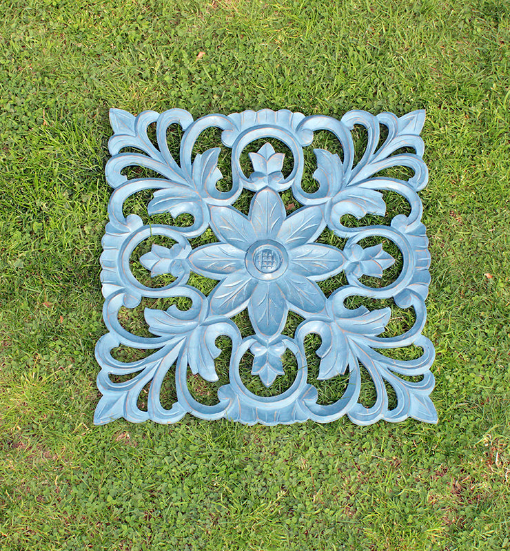 fleur de lis wooden wall hanging