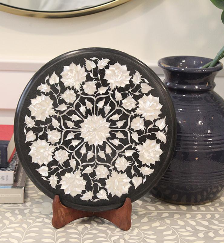 Black Marble End Table - Little Elephant