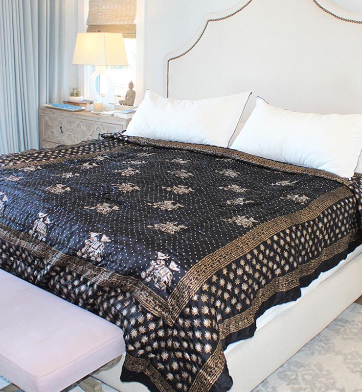 Black Silk Quilt - Little Elephant